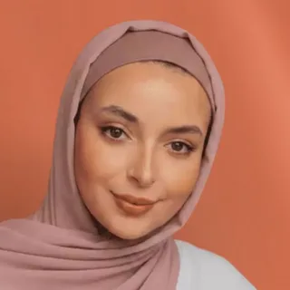 Nesma Bentahar, Psychopraticienne certifiée